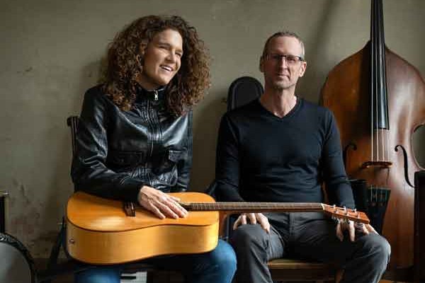 Meike Koester und Helge Adam am 21.11.2025 im Fredenberg Forum